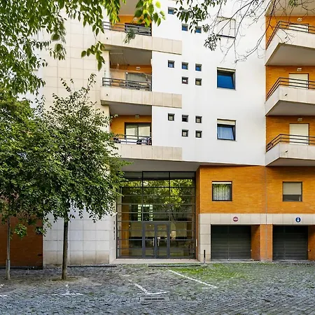 Whome Bachelor Pad In The Sky, Great For Digital Nomads & Remote Workers Apartman *