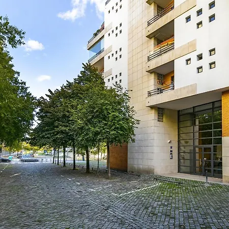 Apartament Whome Bachelor Pad In The Sky, Great For Digital Nomads & Remote Workers *