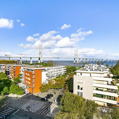 Apartamento Whome Bachelor Pad In The Sky, Great For Digital Nomads & Remote Workers